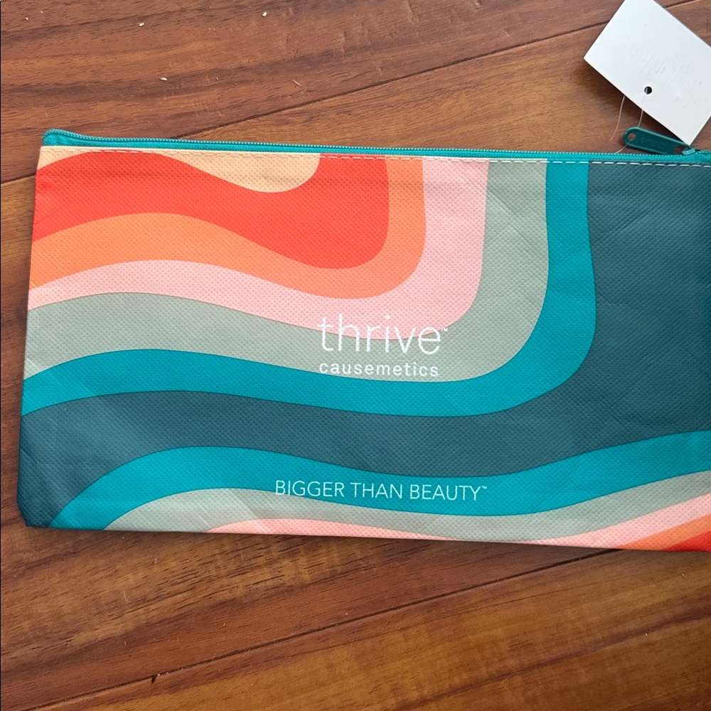 Thrive Causemetics Multicolor Wave Cosmetic Bag